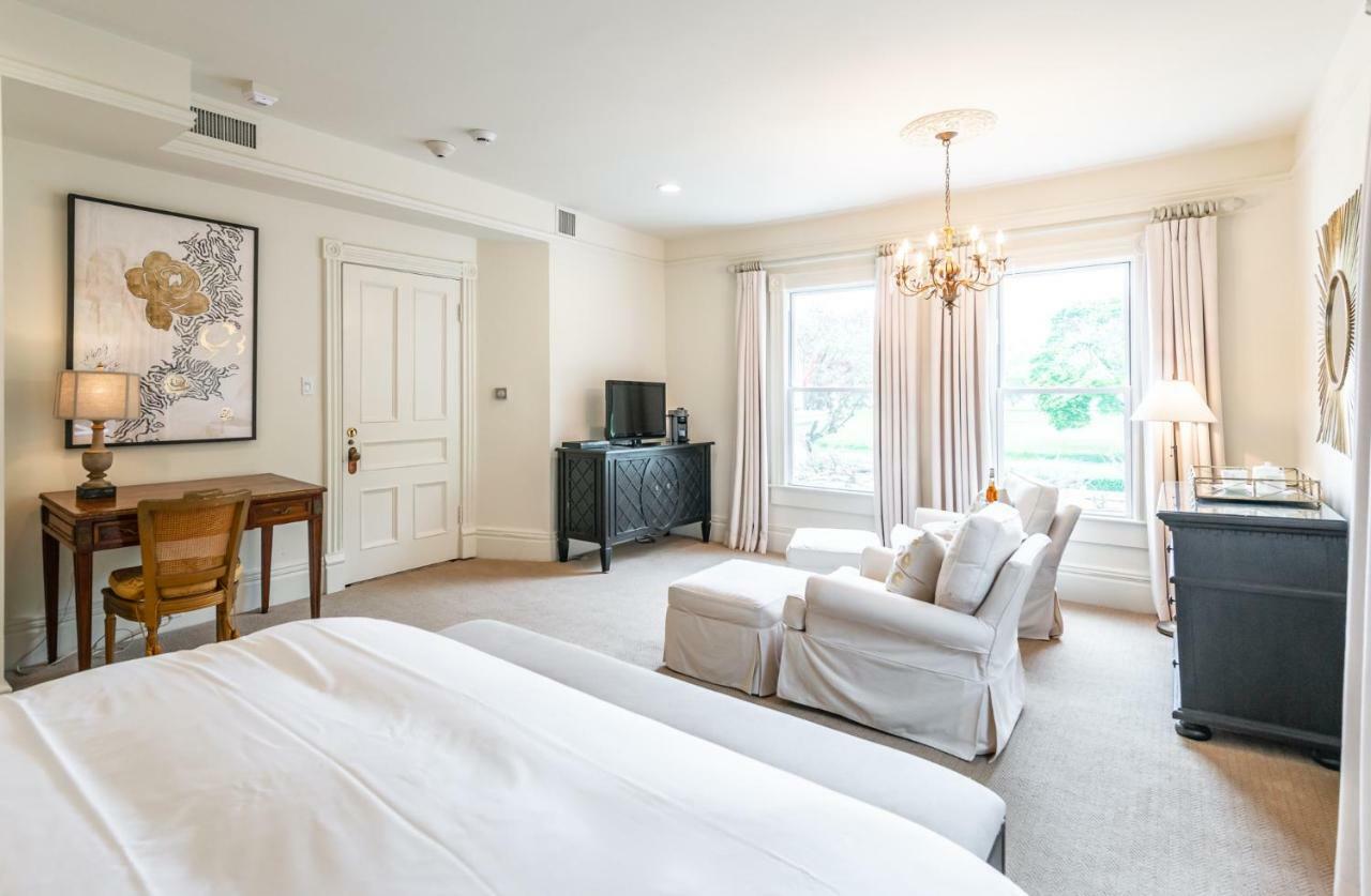 Lakewinds Country Manor Bed and Breakfast Niagara-on-the-Lake Esterno foto