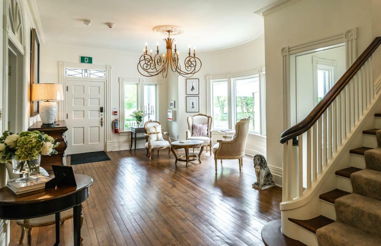 Lakewinds Country Manor Bed and Breakfast Niagara-on-the-Lake Esterno foto
